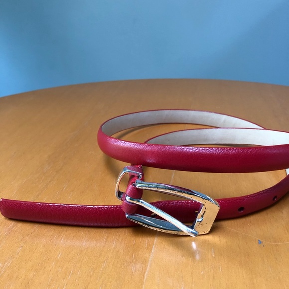 Ellen Tracy Accessories - Ellen Tracy skinny red leather belt Medium